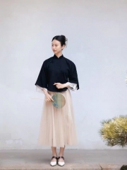 Republic of China black long-sleeved cheongsam
