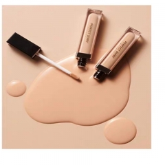 liquid concealer