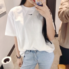 耐克NIKE黑白香芋紫男女T恤小钩勾子logo运动休闲打底短袖