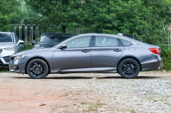 马上给我买 五颜六色 两坐