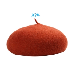 Beret Brick red average size